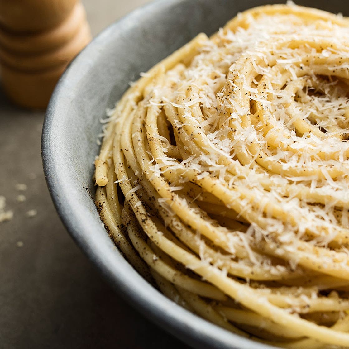 Bucatini Cacio e Pepe Pasta