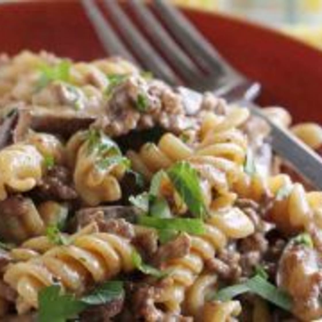 One Pot Ground Beef Stroganoff