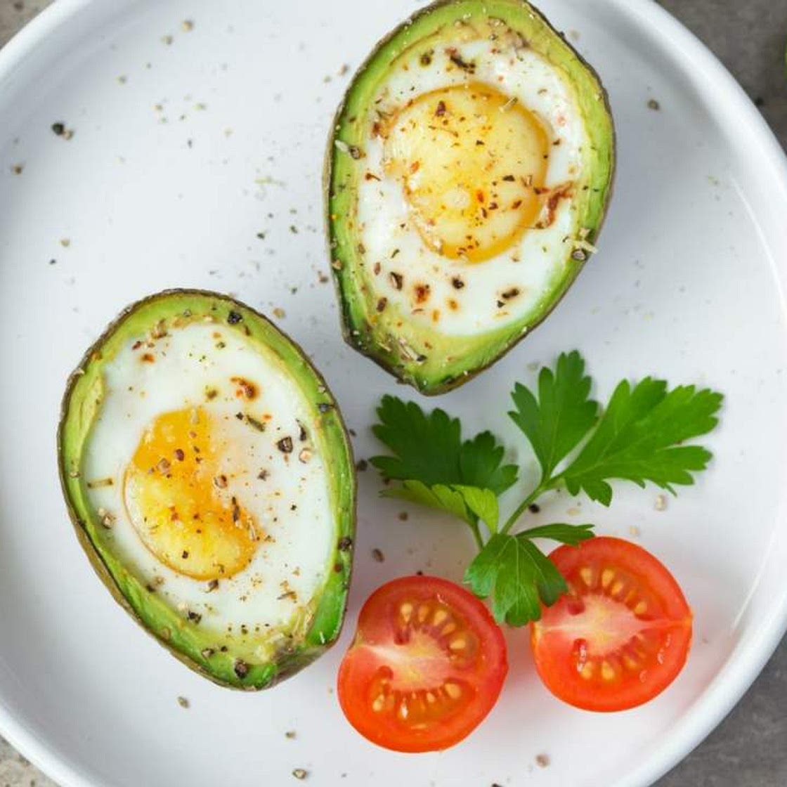 Avocado Baked Eggs
