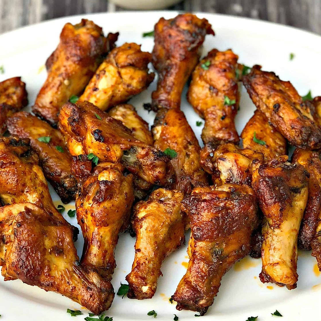 Air Fryer Crispy Buffalo Chicken Hot Wings (Keto Low-Carb)