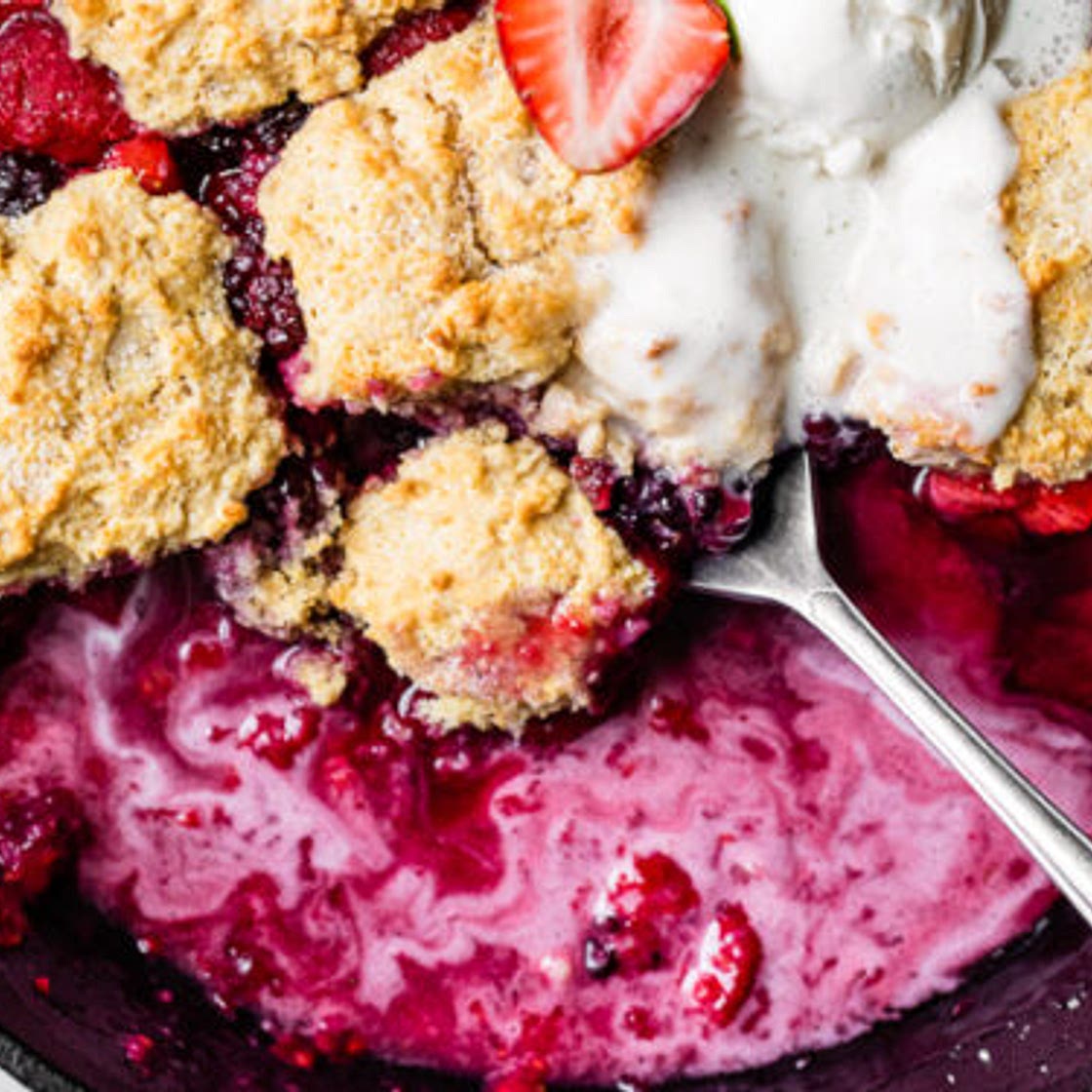 Skillet Mixed Berry Buttermilk Cobbler