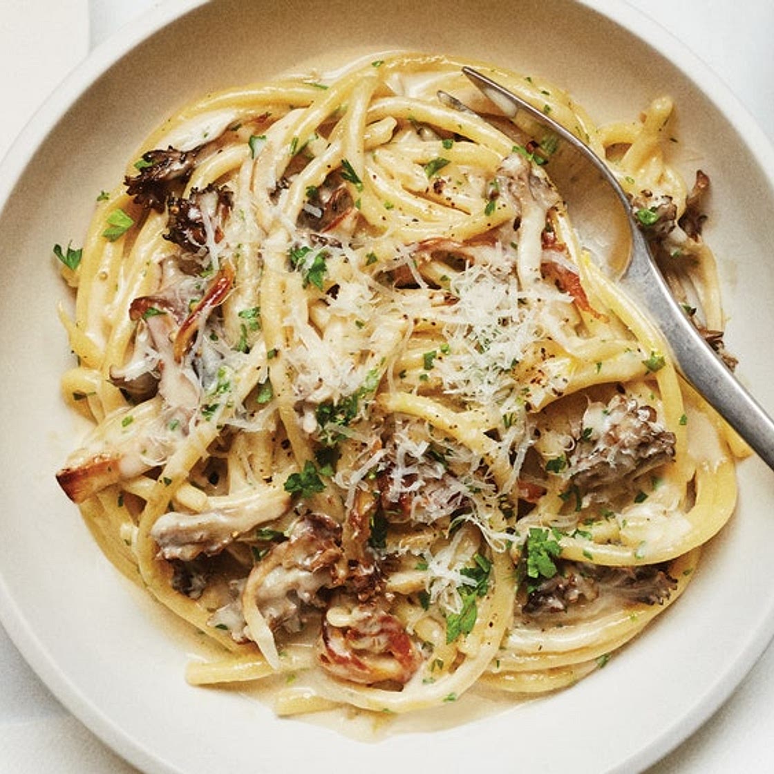 Creamy Pasta with Crispy Mushrooms