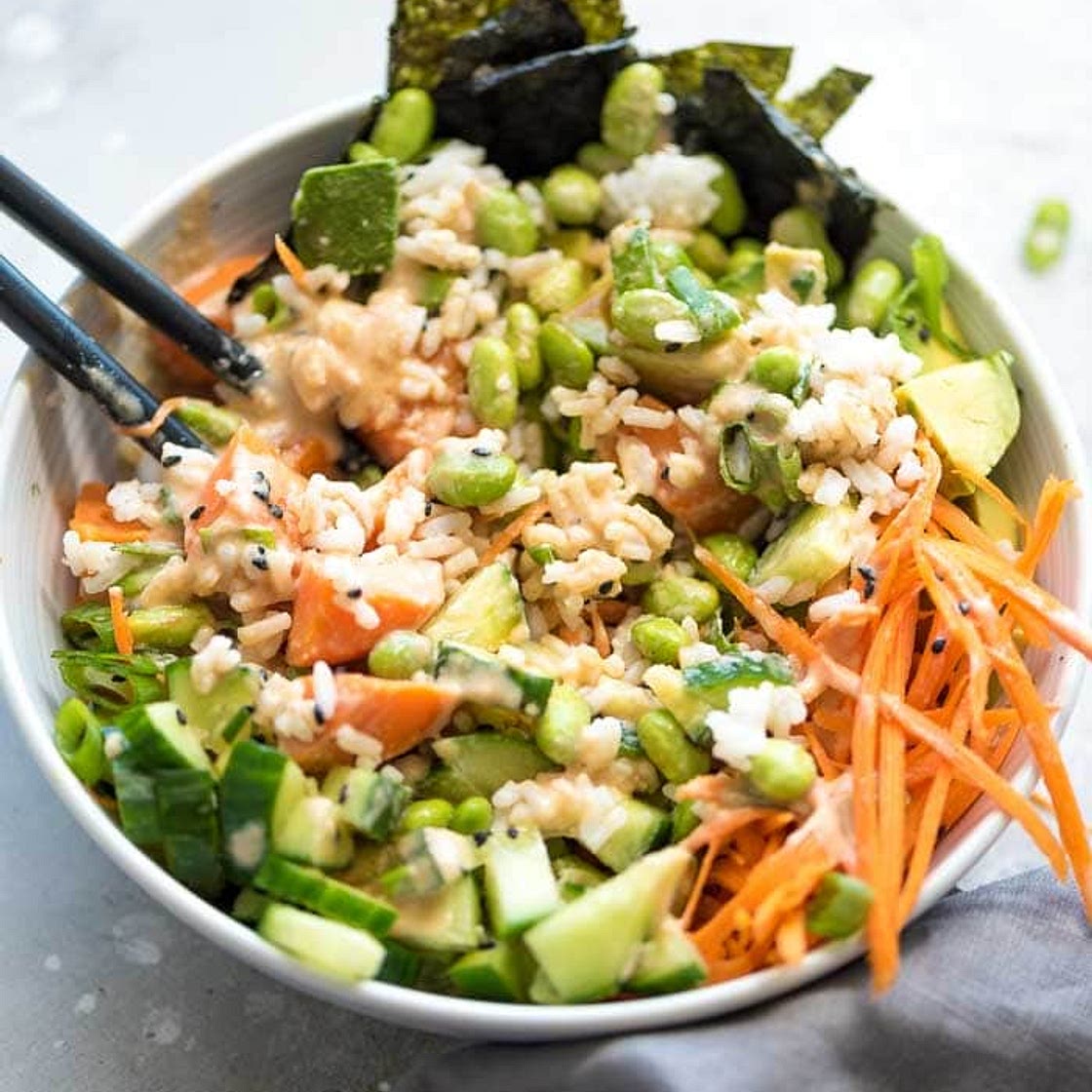 Sushi Bowl with Vegan Spicy Mayo
