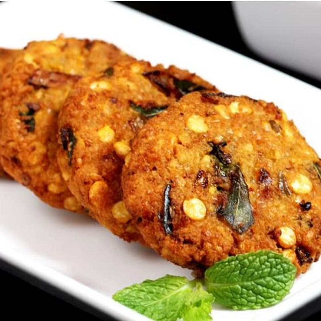 Mathakutty Uncle's Masala Vada