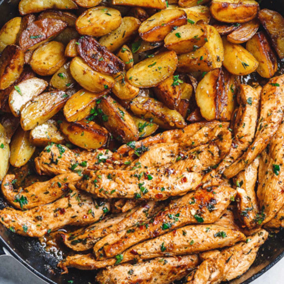 Garlic Butter Chicken and Potatoes Skillet