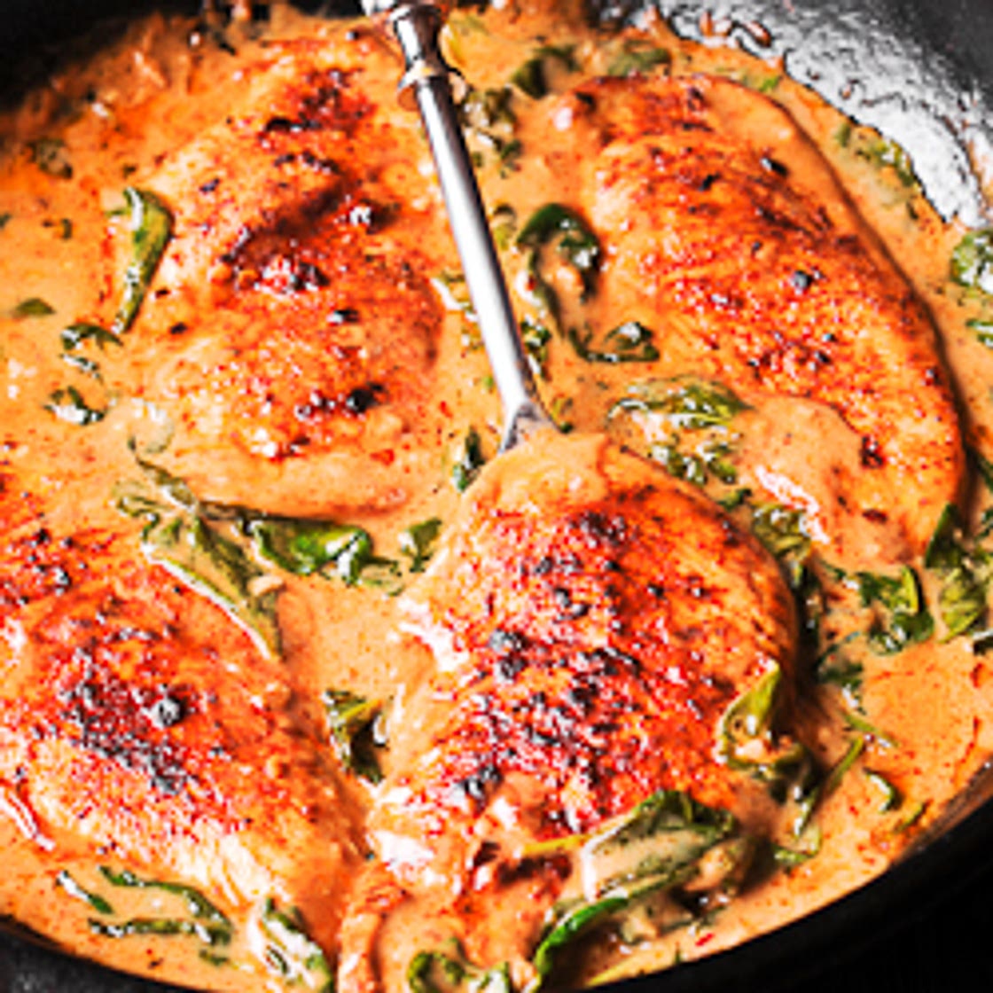 Chicken and Spinach in Creamy Paprika Sauce