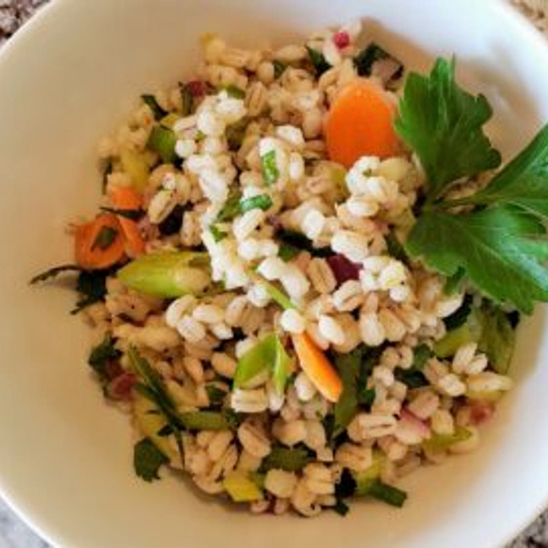 Barley salad with herbs and lemon