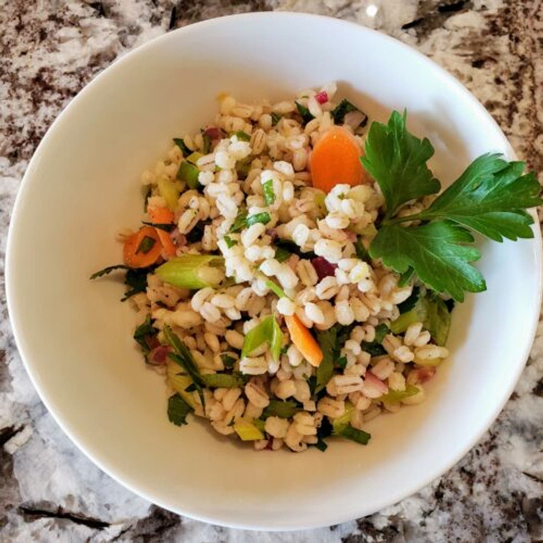Barley salad with herbs and lemon