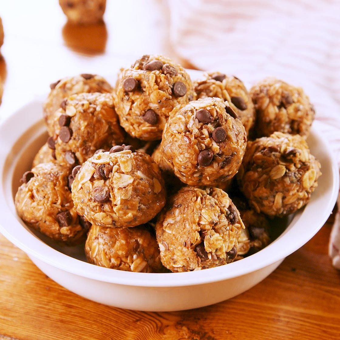 Best-Ever Peanut Butter Protein Balls