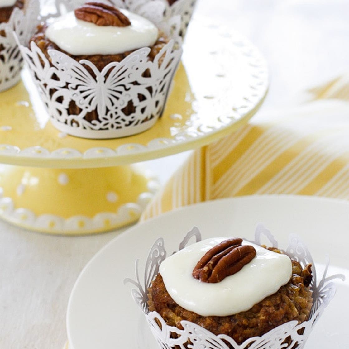 Skinny Hummingbird Cupcakes