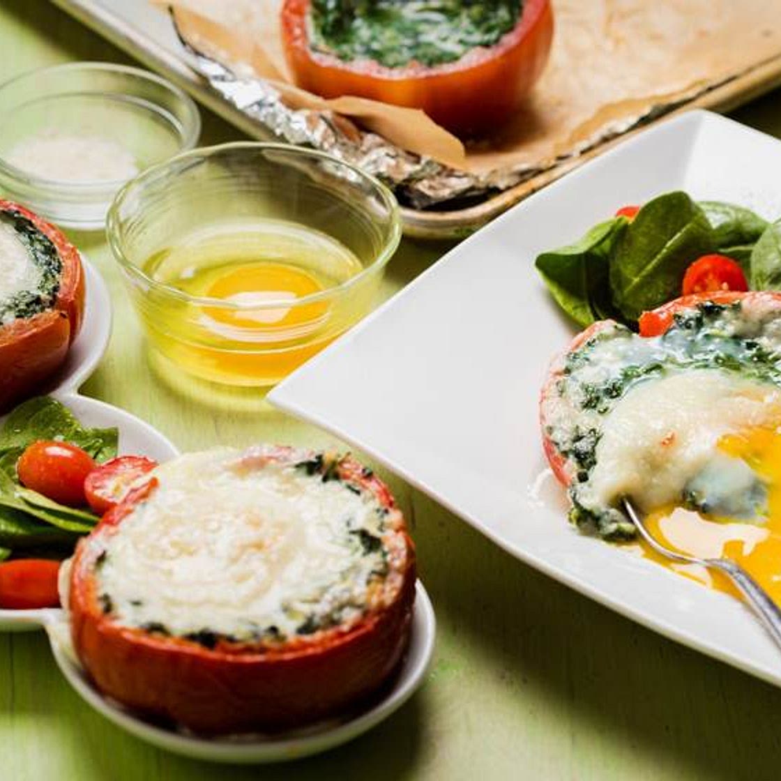 Eggs Florentine in Tomato Cups