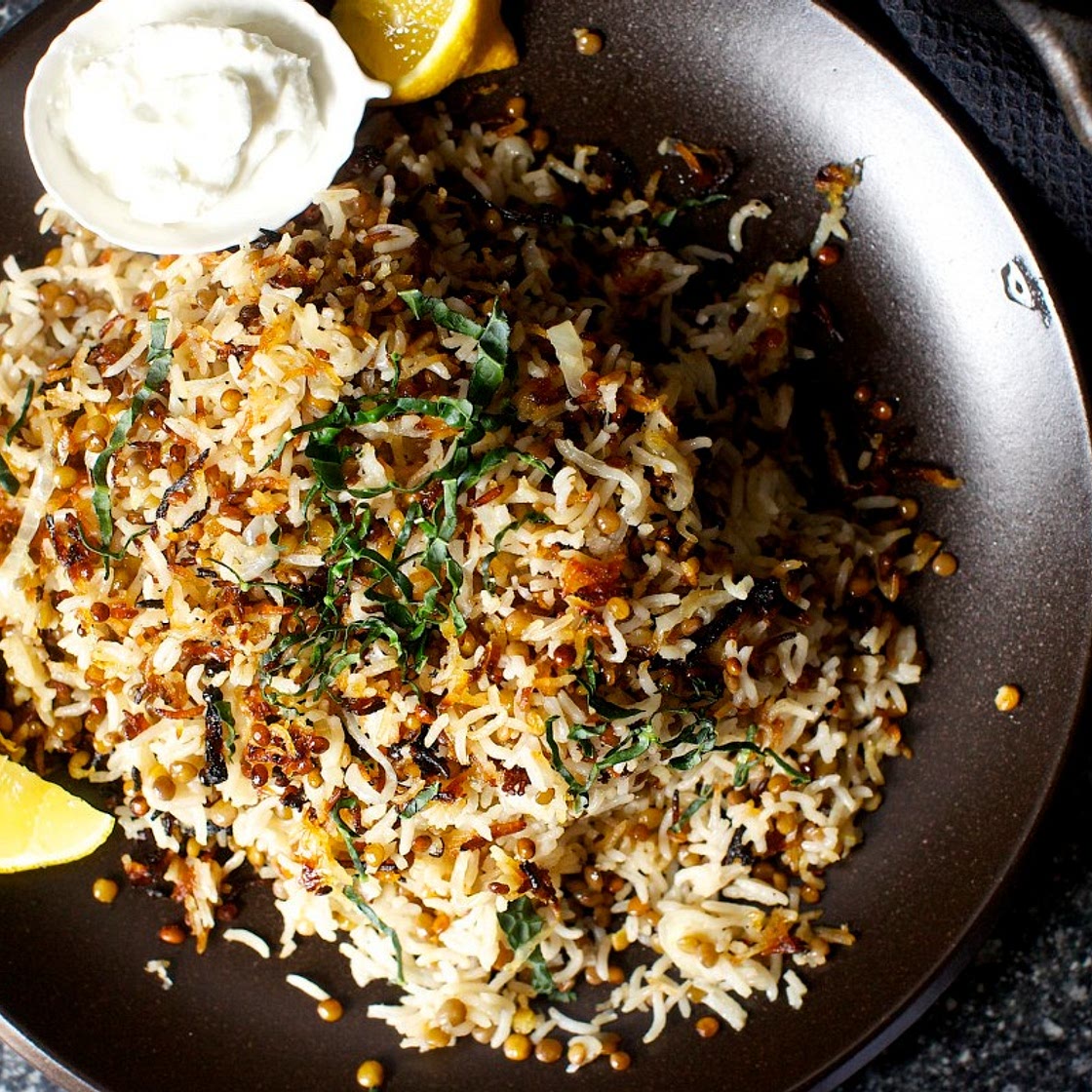 stuck-pot rice with lentils and yogurt