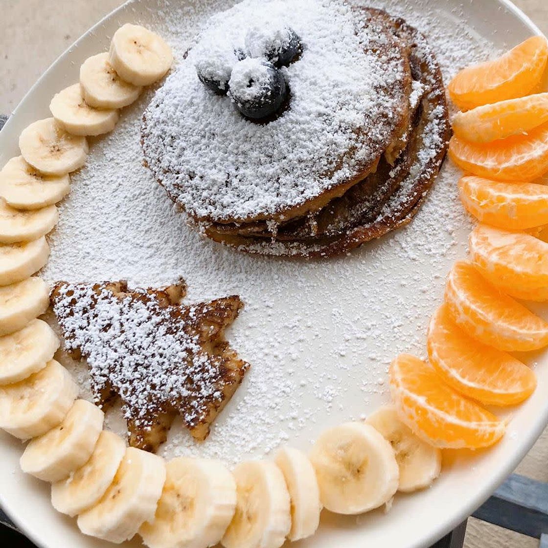 Greek Yogurt Banana Blender Pancakes