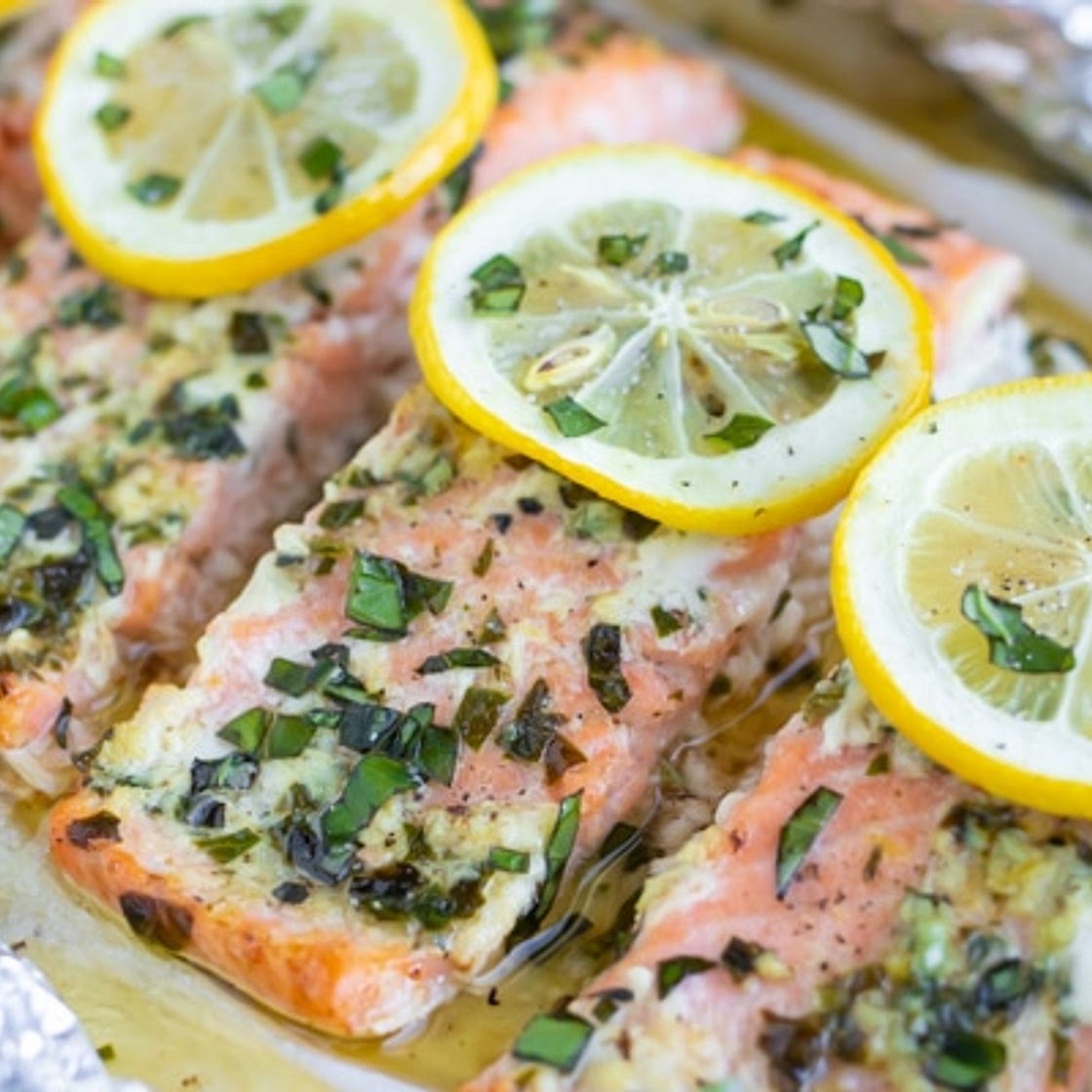 Basil Lemon Baked Salmon in Foil