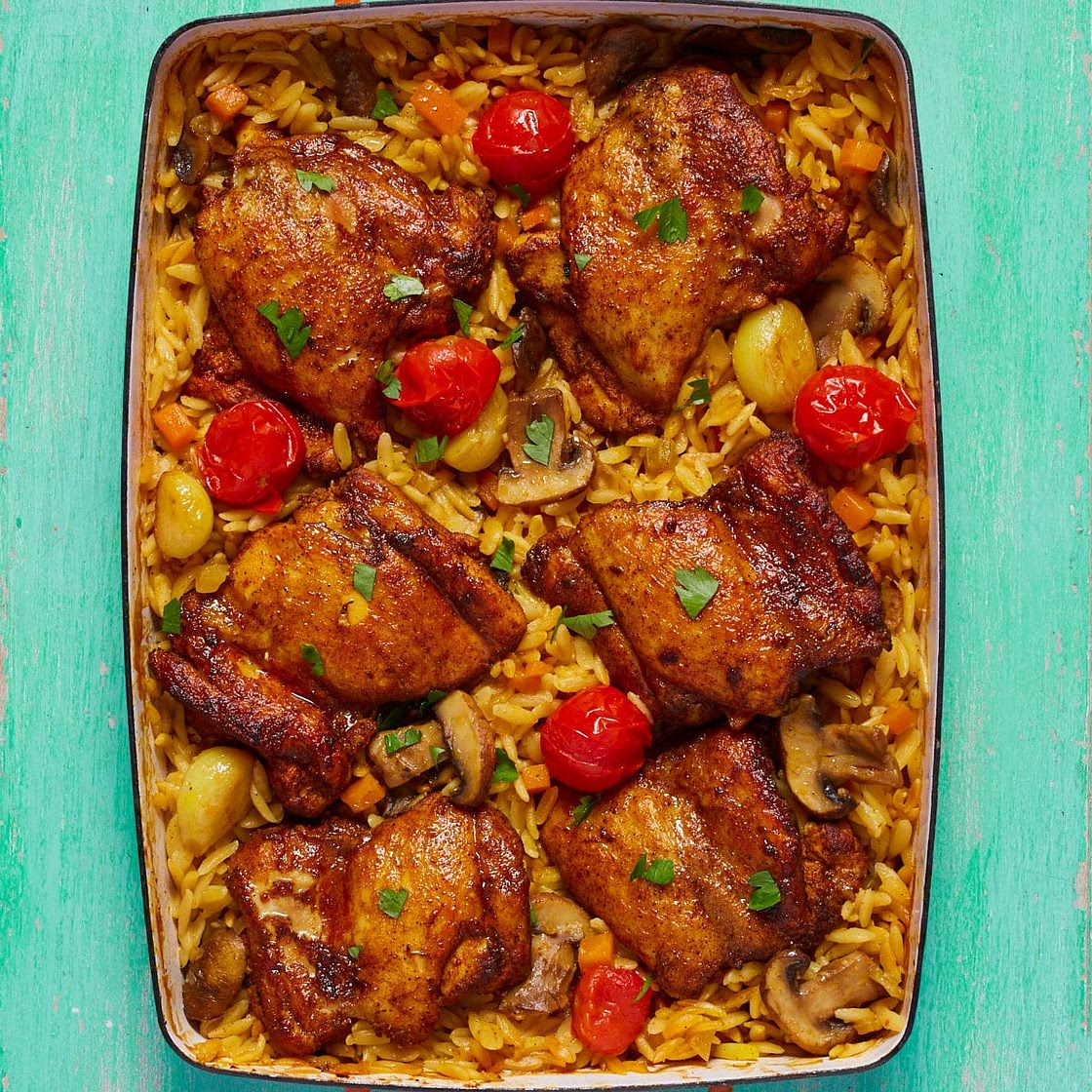 One Pot Mediterranean Chicken Orzo | Slimming & Weight Watchers Friendly