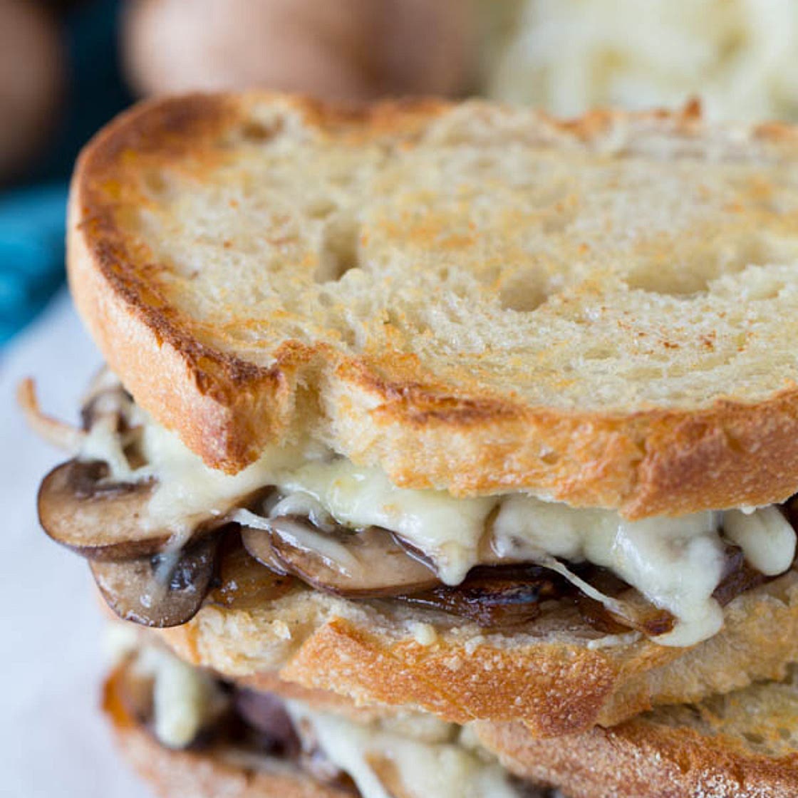 Caramelized Onion, Mushroom, and Swiss Melt
