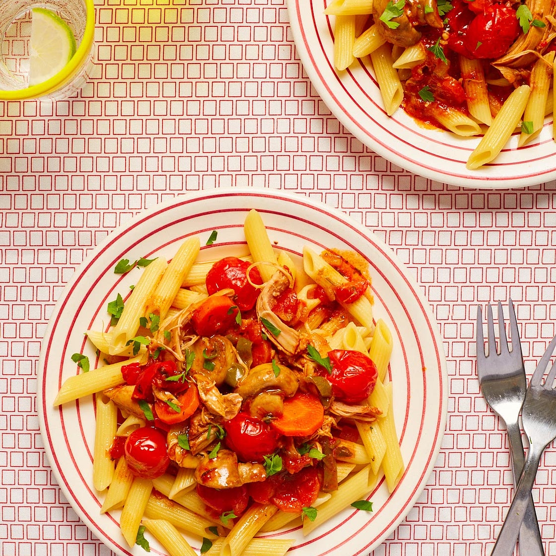 Slow Cooker Chicken Cacciatore | Slimming & Weight Watchers Friendly