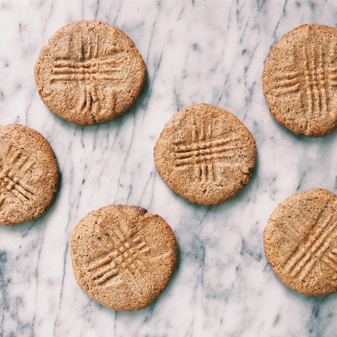 Almond Cookies with Tahini and Honey | Oldways