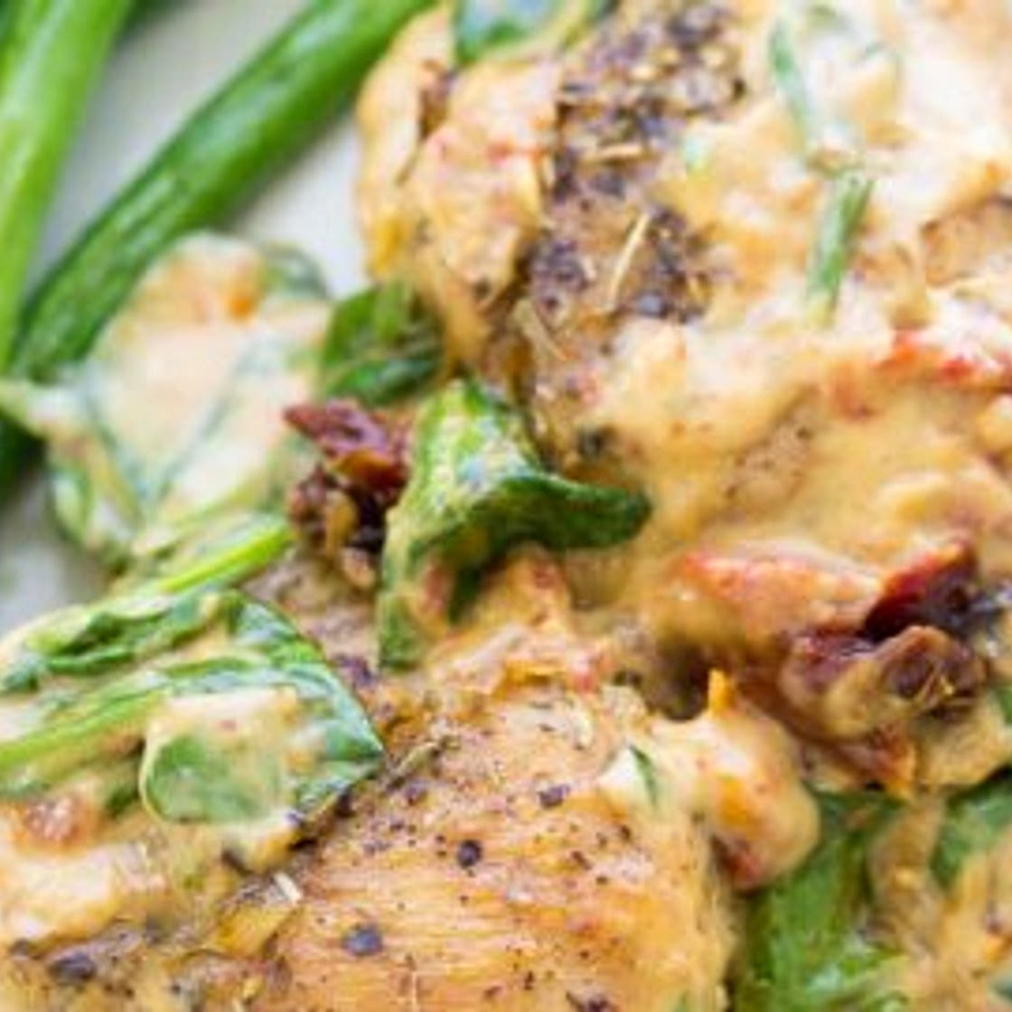 Tuscan Slow Cooker Chicken Thighs
