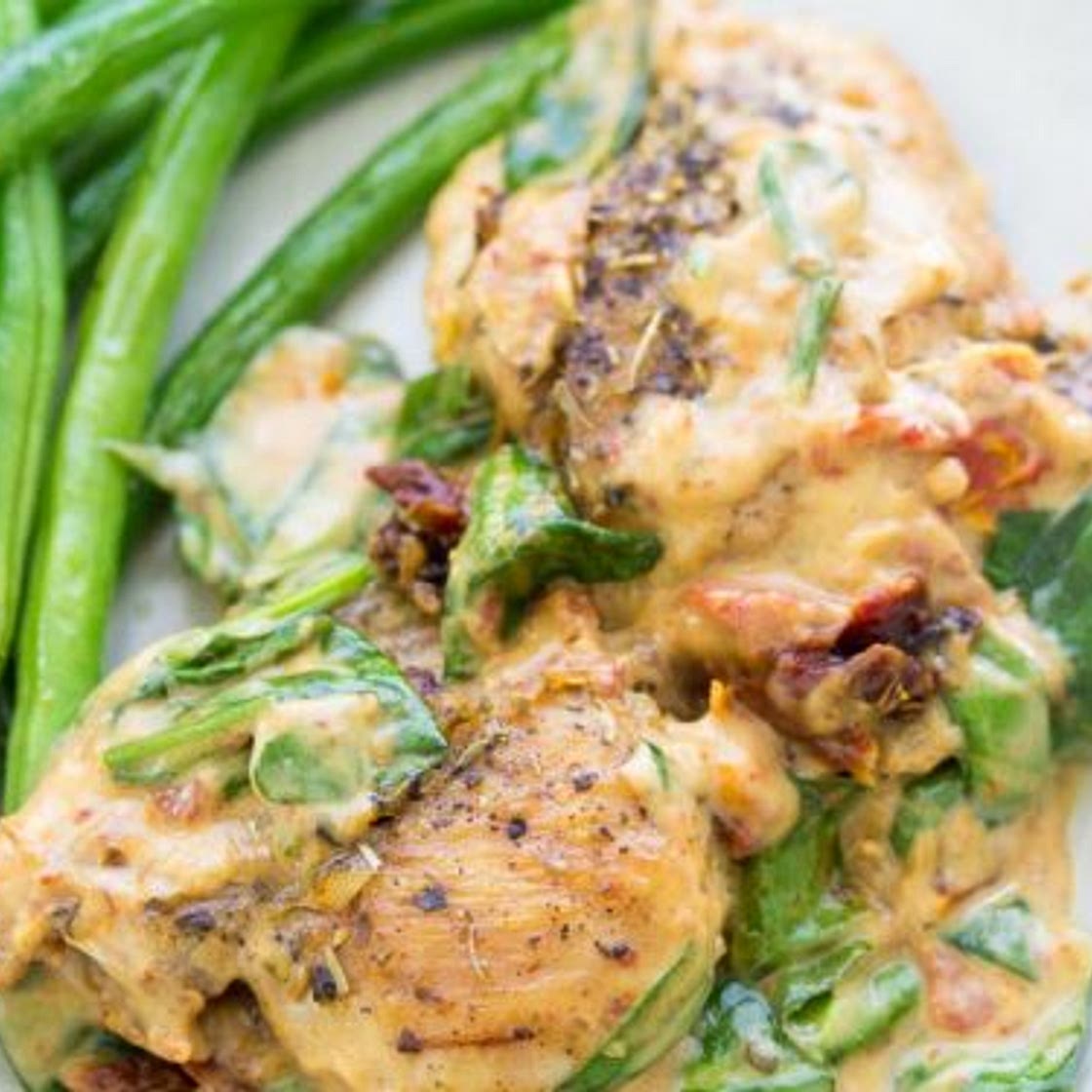 Tuscan Slow Cooker Chicken Thighs