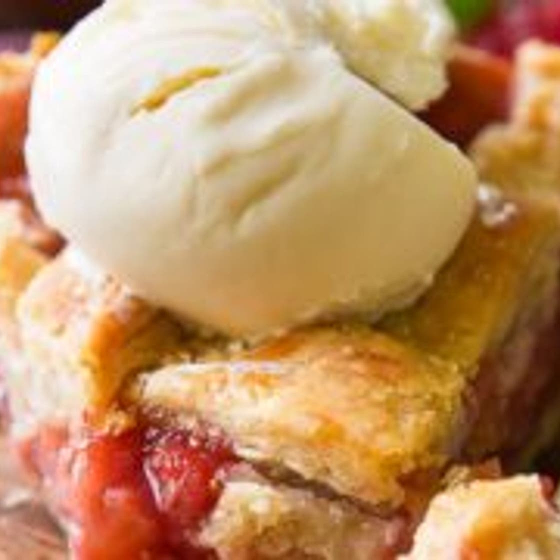 Strawberry Rhubarb Pie