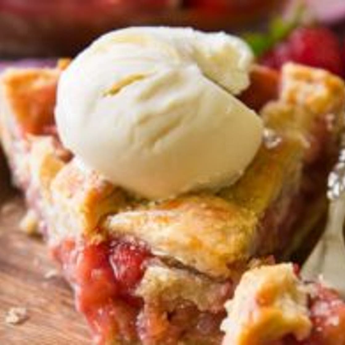 Strawberry Rhubarb Pie