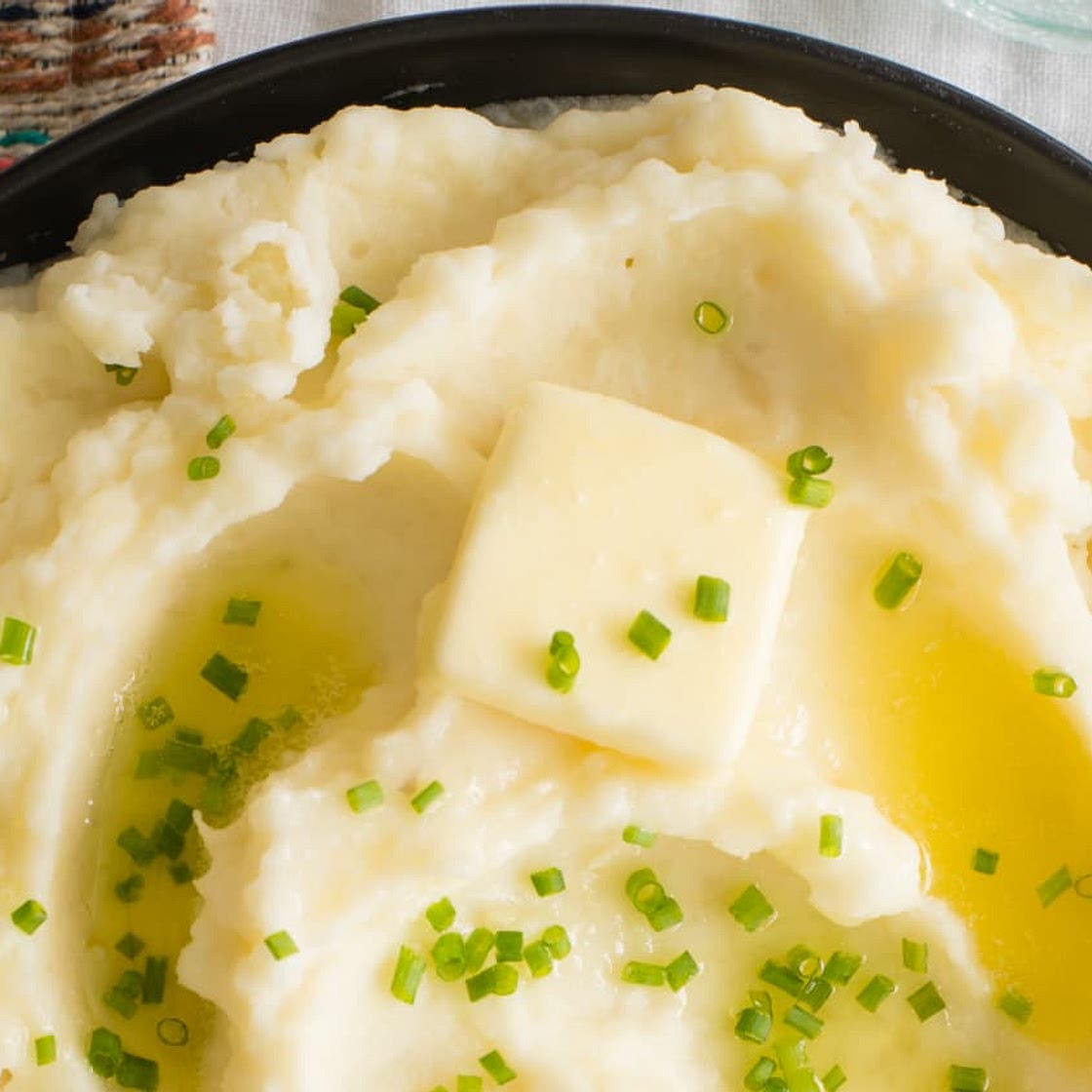 Slow Cooker Buttery Garlic Mashed Potatoes