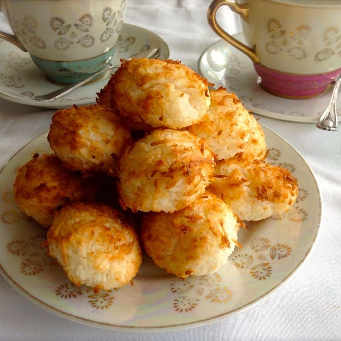 Sugar Free Coconut Macaroons