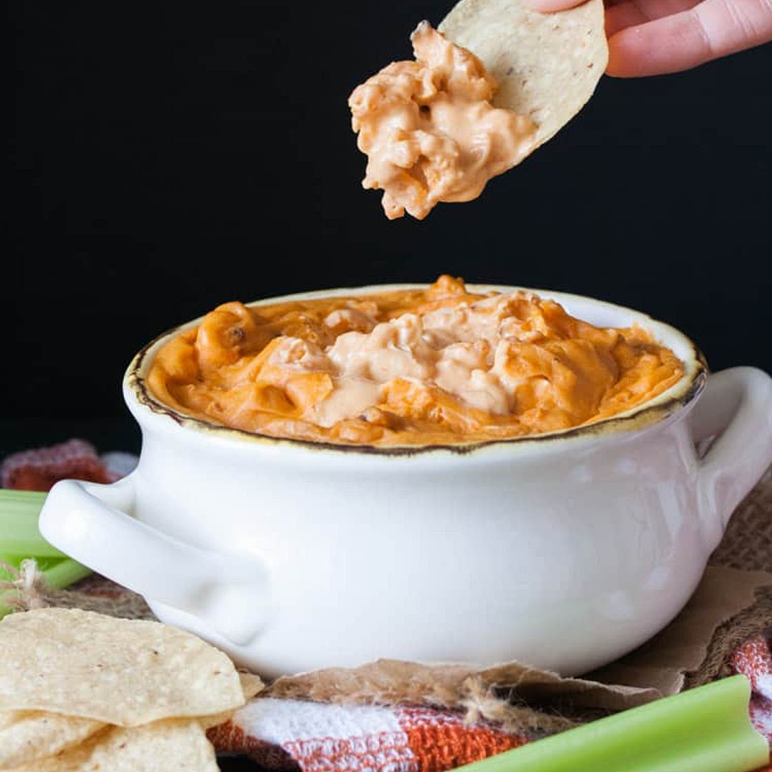 Baked Vegan Buffalo Chicken Dip