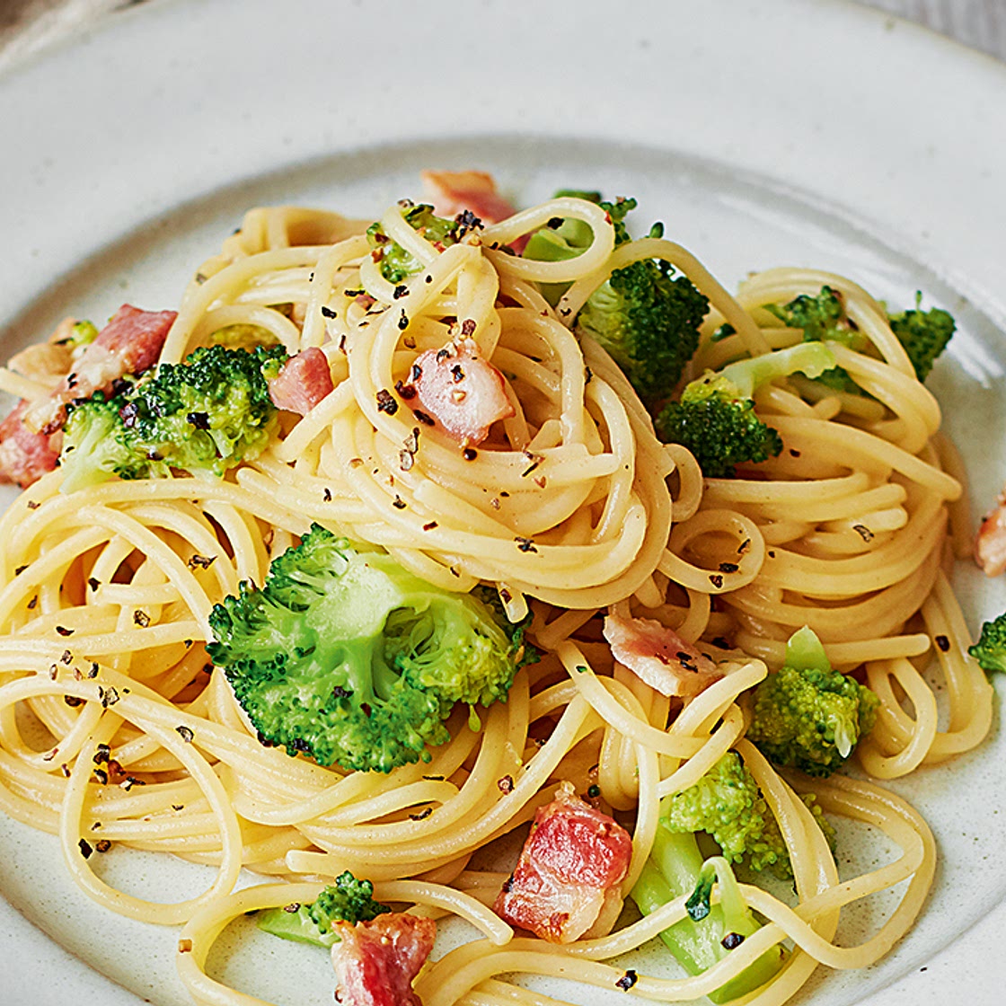 Broccoli and bacon pasta