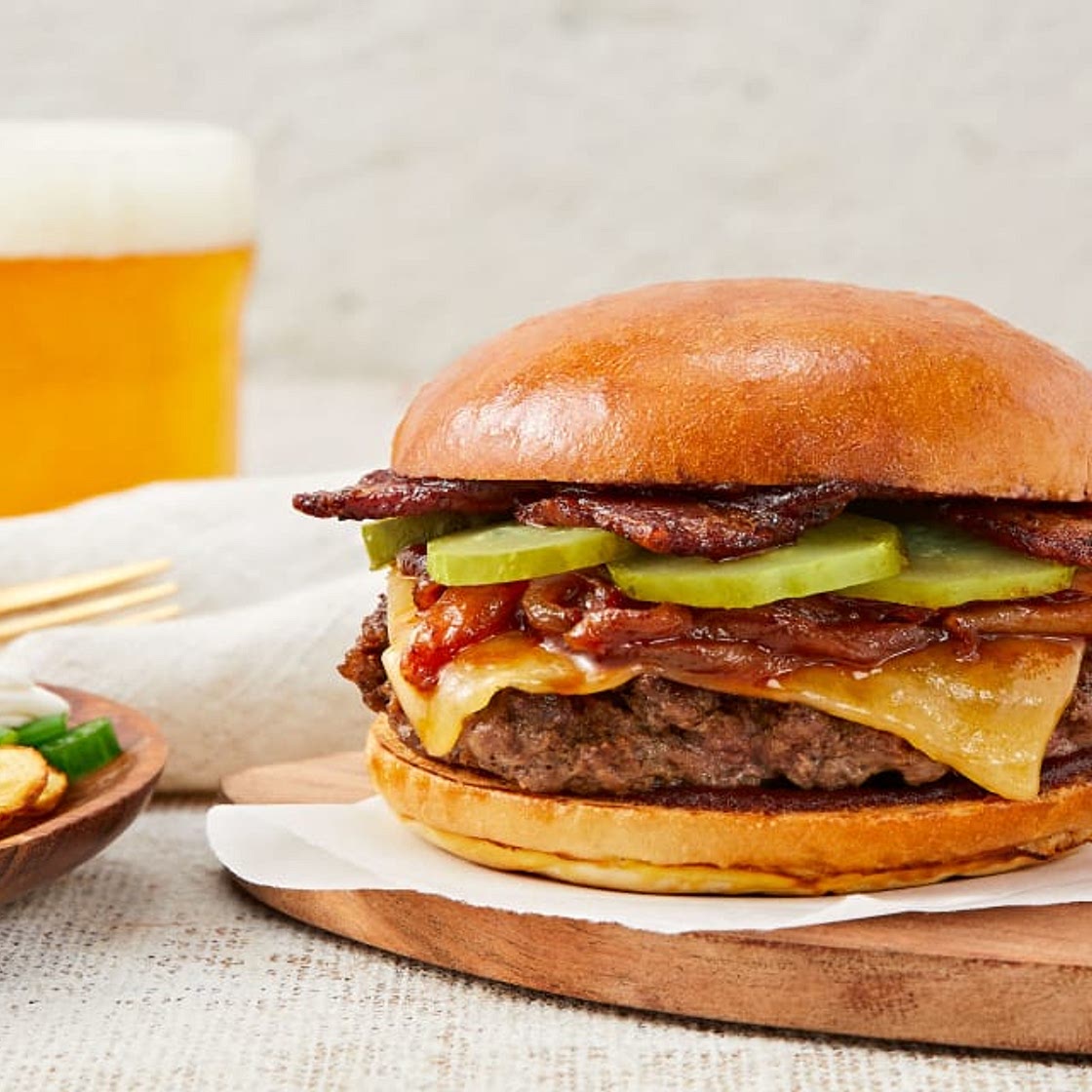 Bacon Buckaroo Burgers with BBQ Caramelized Onion & Cheesy Loaded Potato Rounds