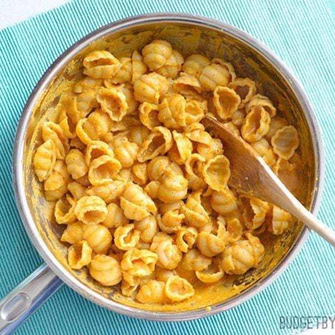 Pasta with Creamy Pumpkin Sauce