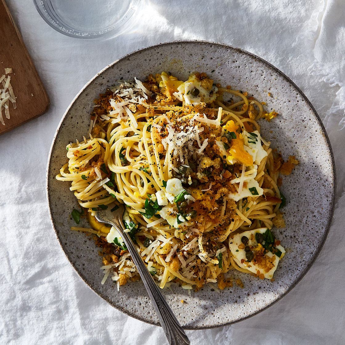 Rhonda's Spaghetti with Fried Eggs and Pangrattato for One
