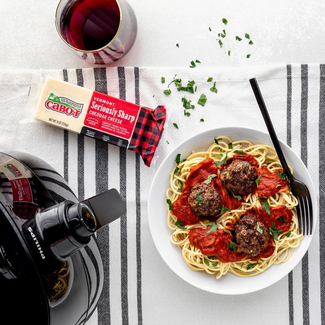 Air Fryer Cheddar Meatballs