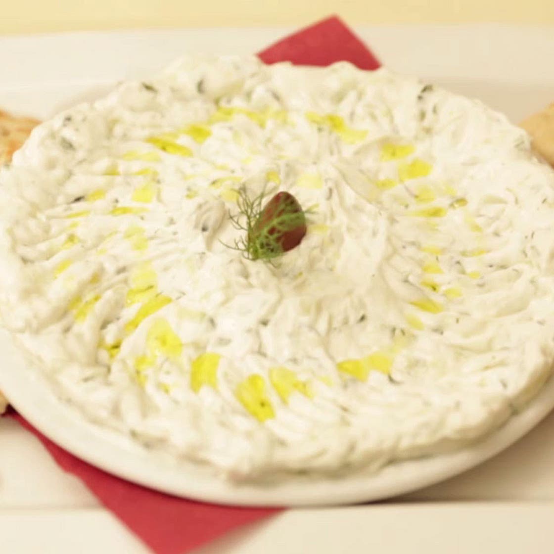 Tzatziki griego