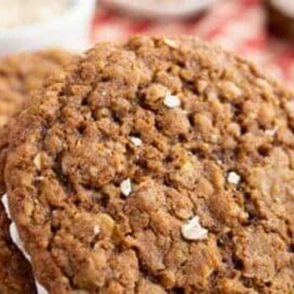 Vegan Oatmeal Cream Pies