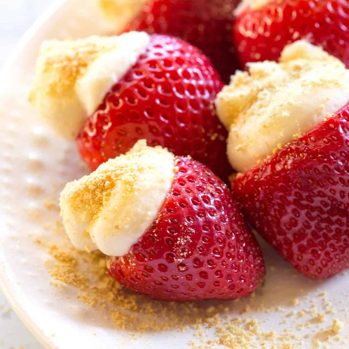 Cheesecake Stuffed Strawberries