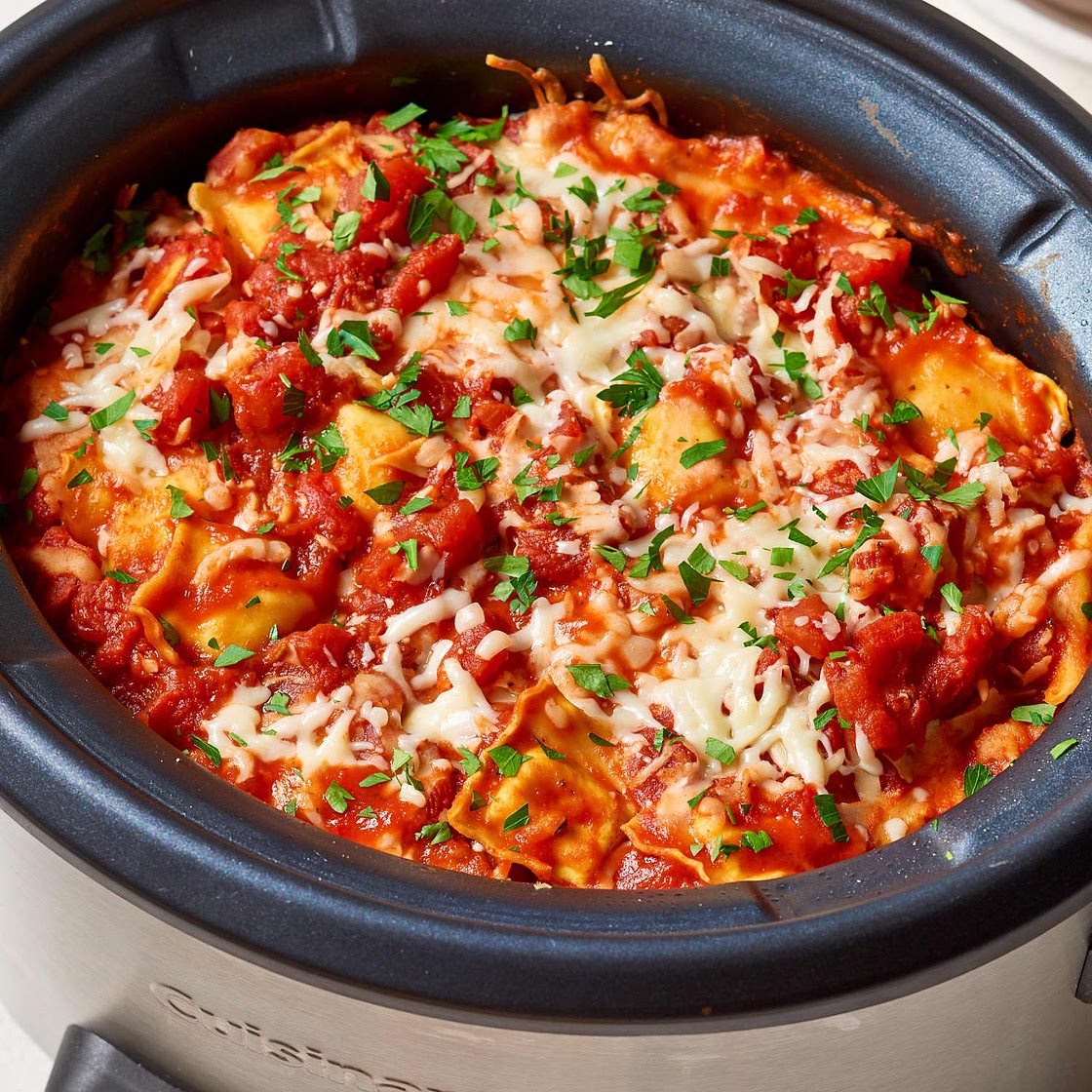 Slow Cooker Ravioli Lasagna