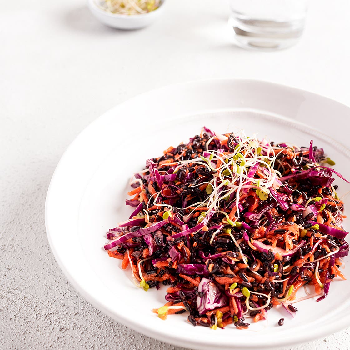 Red cabbage and carrot with black rice salad