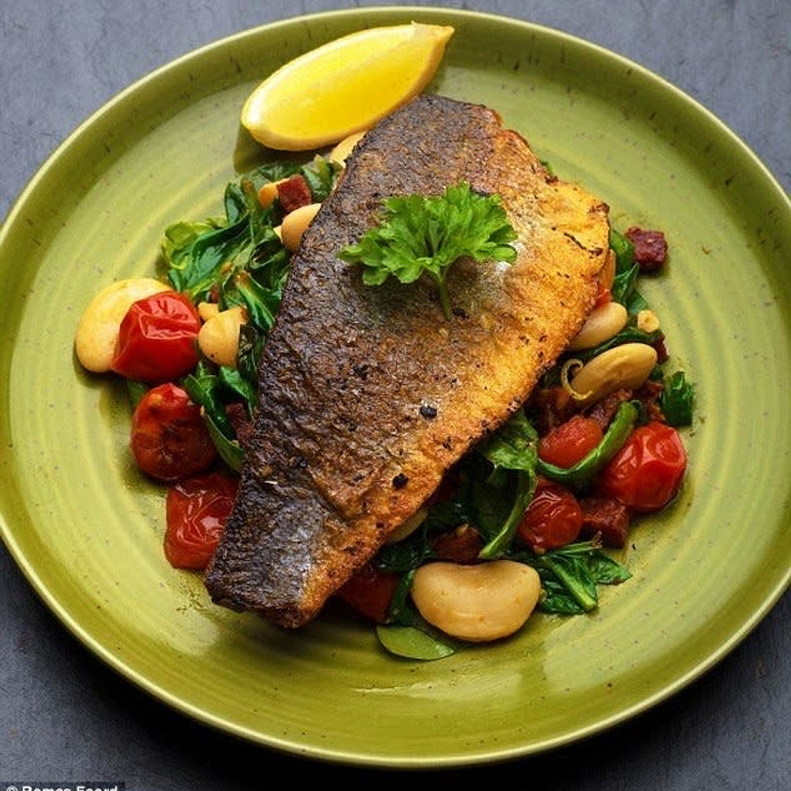 Seabass with tomato, chorizo and butter beans (385 calories)