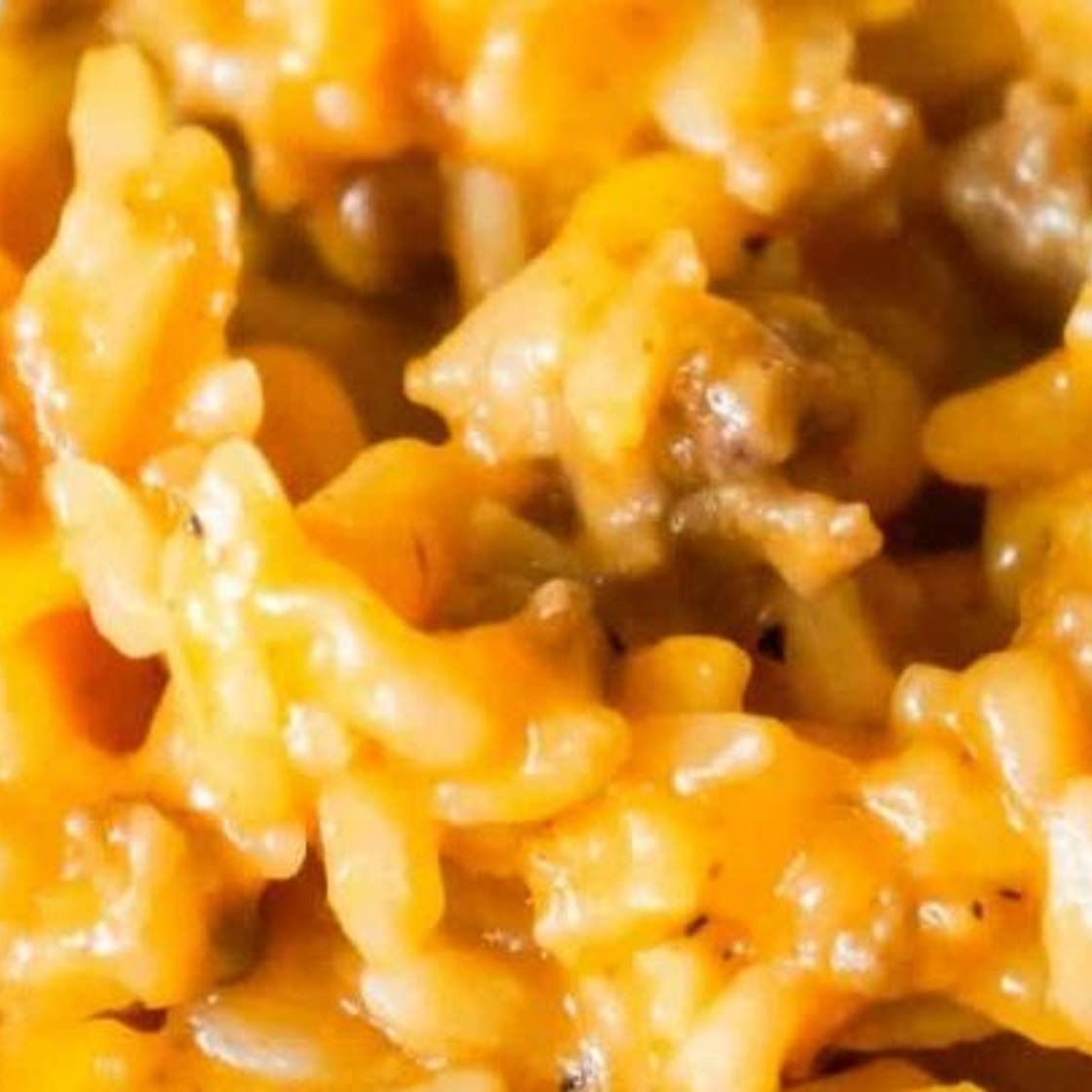 Instant Pot Cheesy Ground Beef and Rice