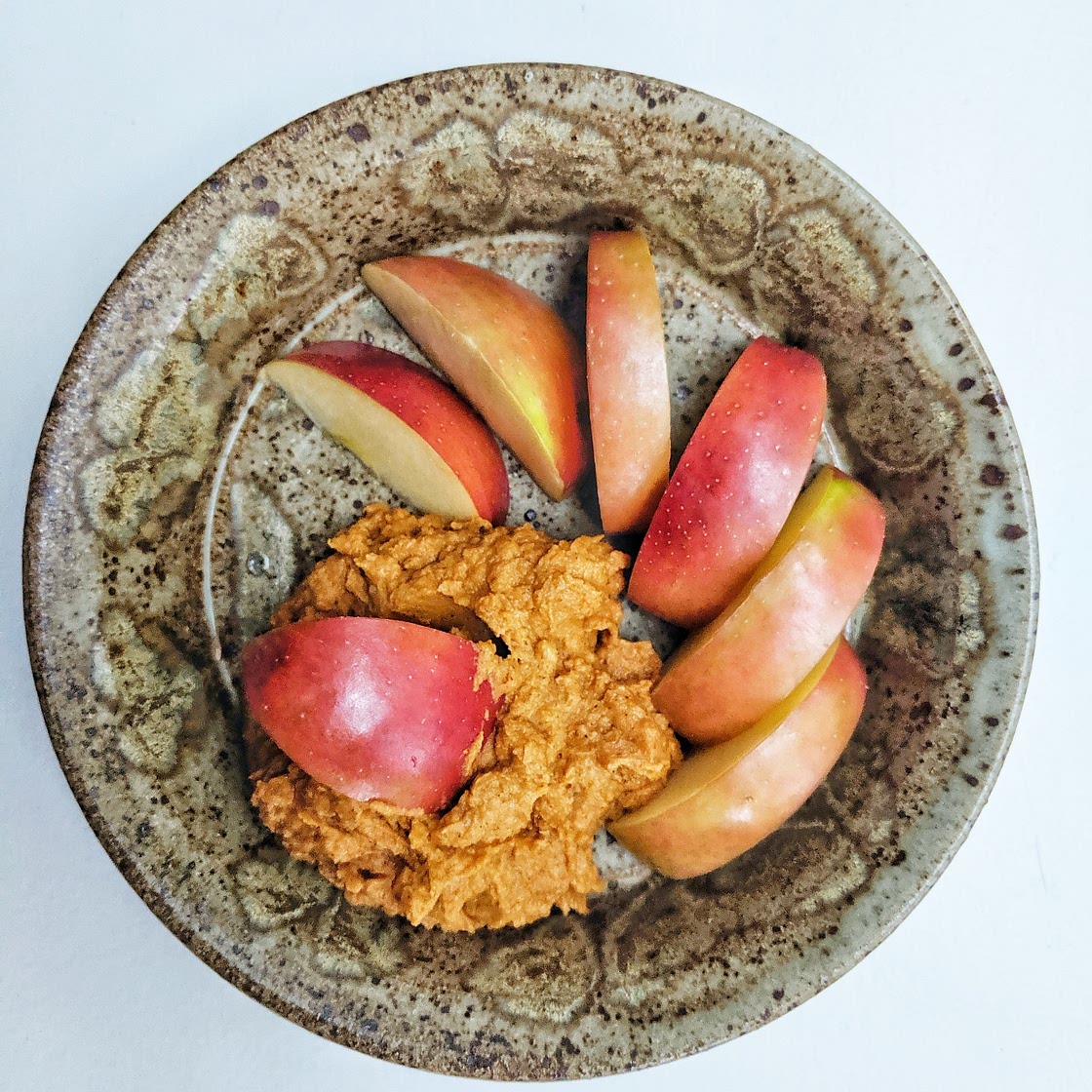 Peanut Butter Pumpkin Dip & Apple Slices