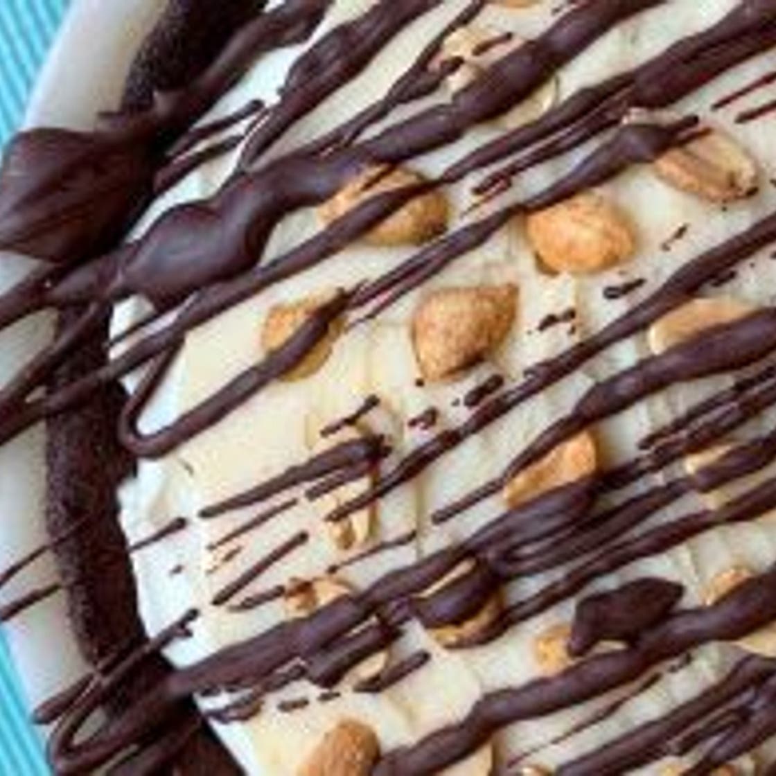 Snickers Pie [Low Carb & Keto]