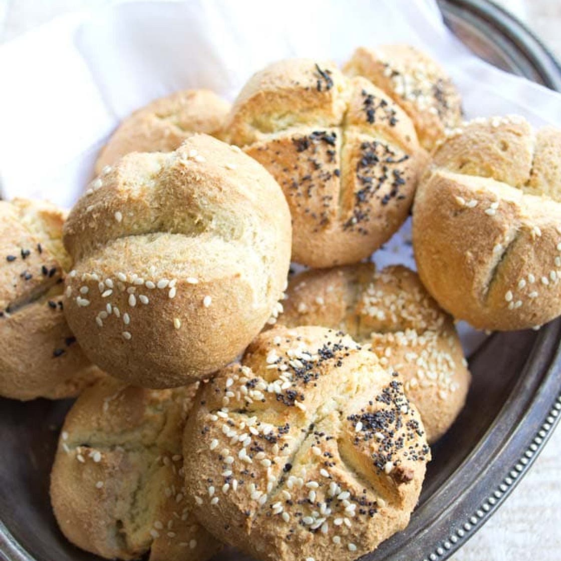 Keto Dinner Rolls