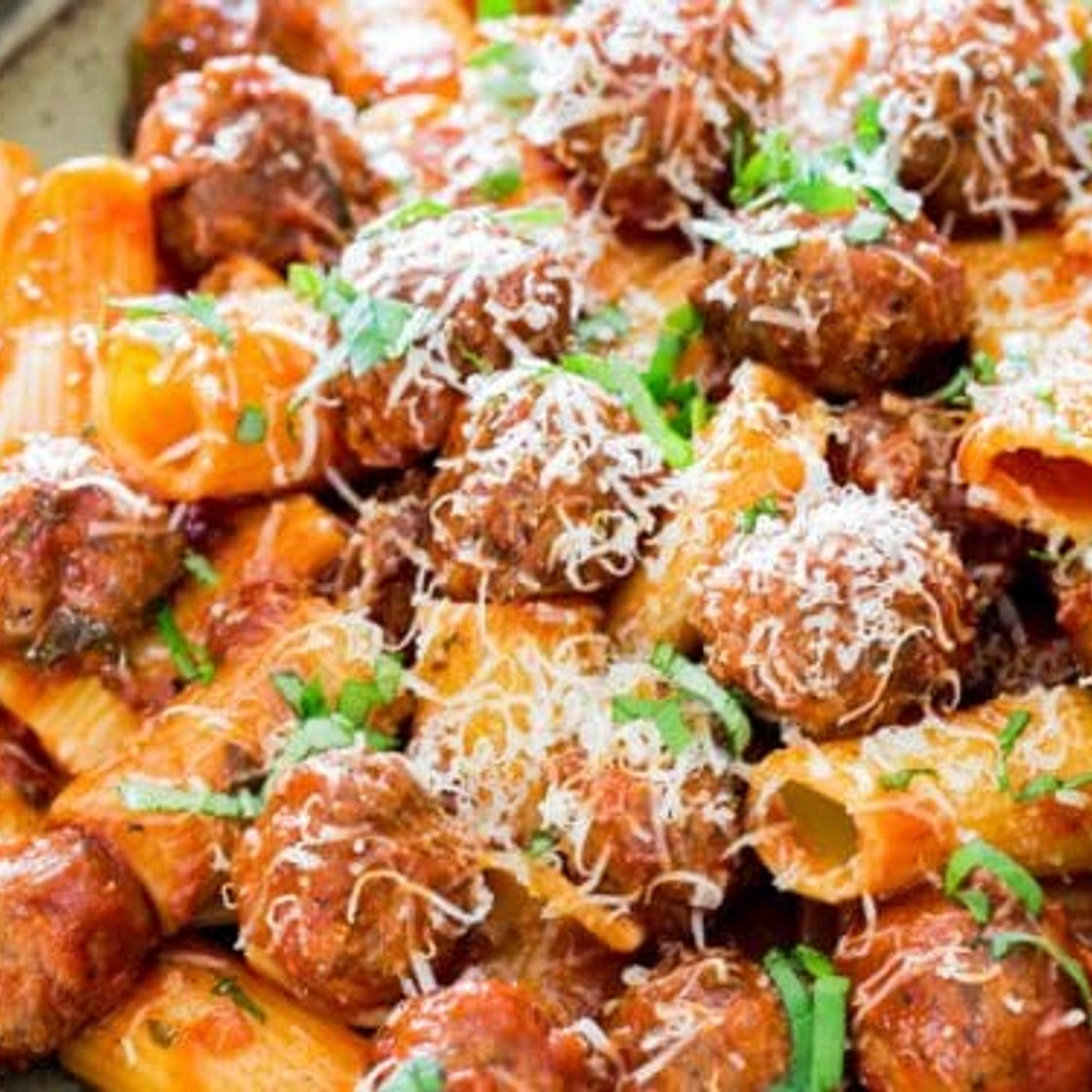 Rigatoni con Polpette and Arrabbiata Sauce