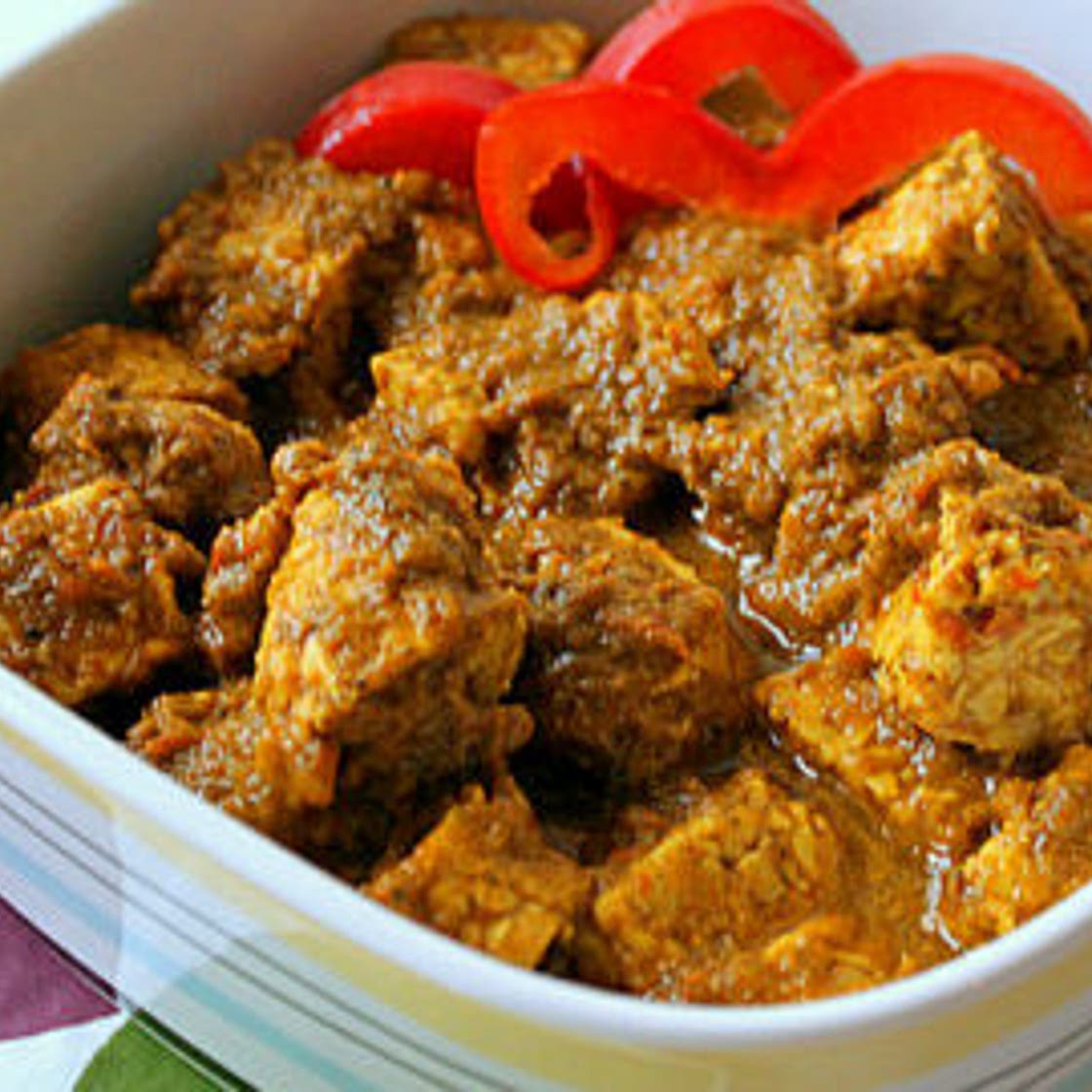 Palak Tempeh (Tempeh In Spinach Tomato Curry) Vegan