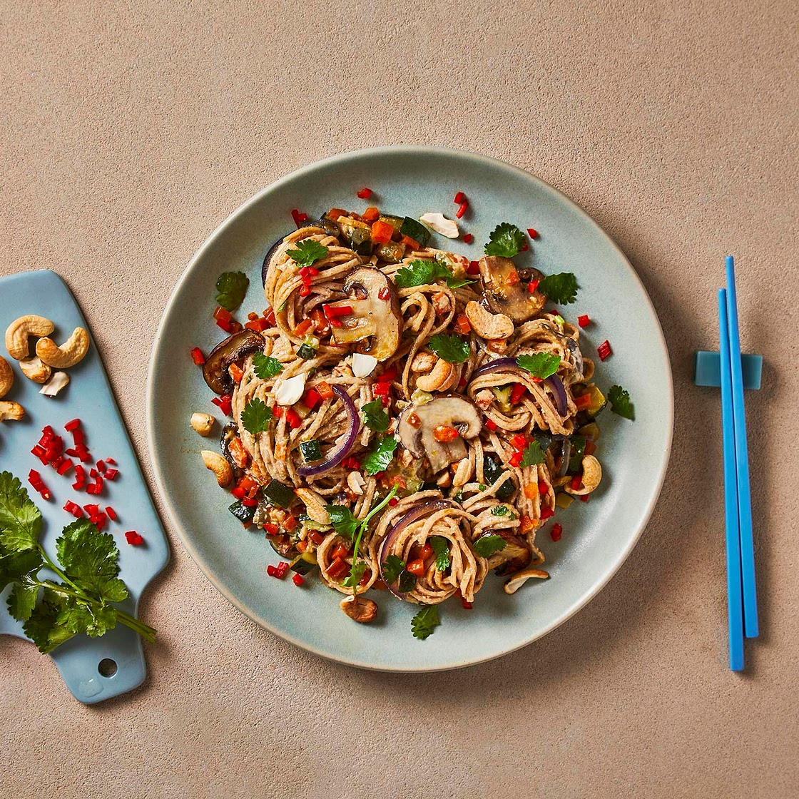 Vegetable Noodles & Silky Cashew Nut Sauce