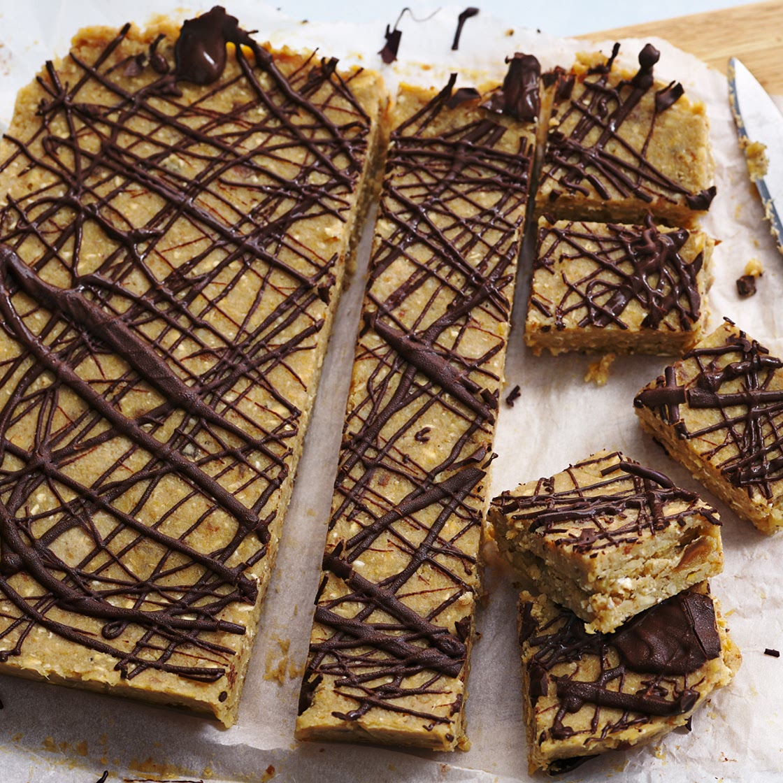 Chickpea, date and cashew bites