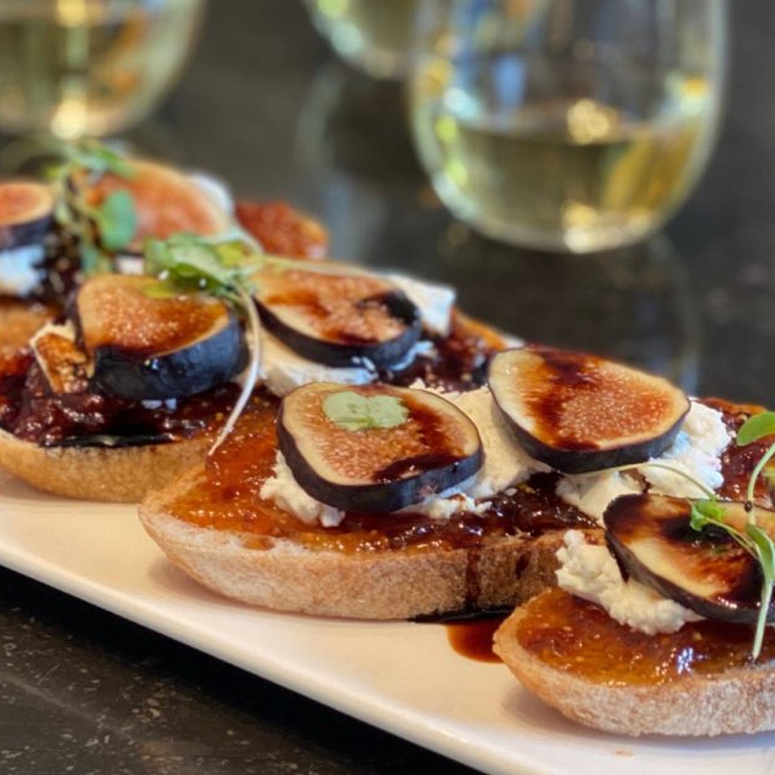 Fig & Goat Cheese Toasts