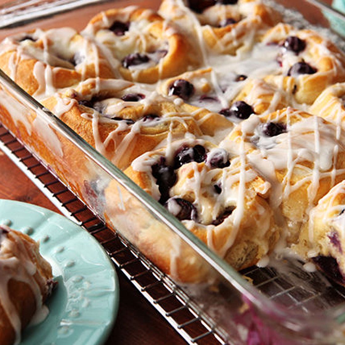 Easy Blueberry Cheesecake Rolls